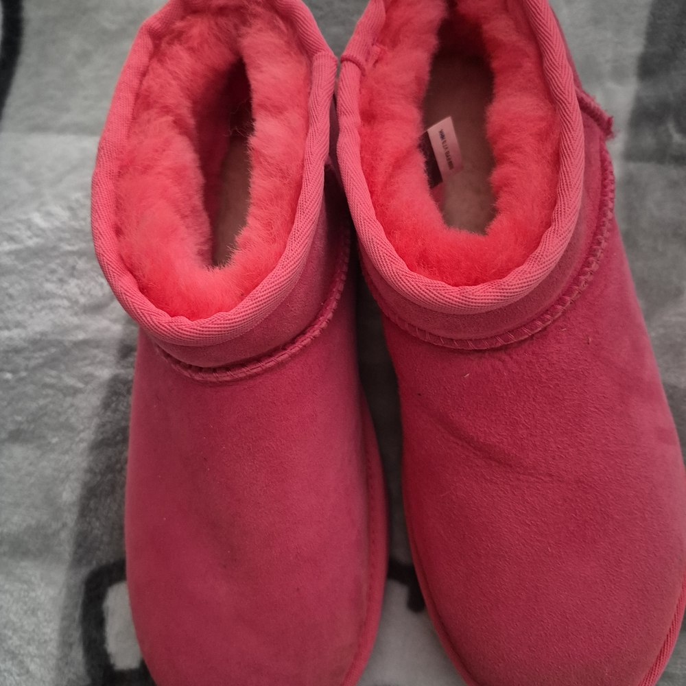 Pink Womens Uggs